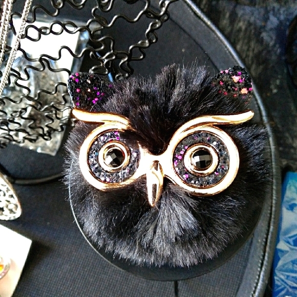 Fluffy Owl  Keychain - Picture 4 of 6